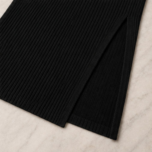 Elegantes Ribbed Midi Dress mit leichten Seitenschlitz