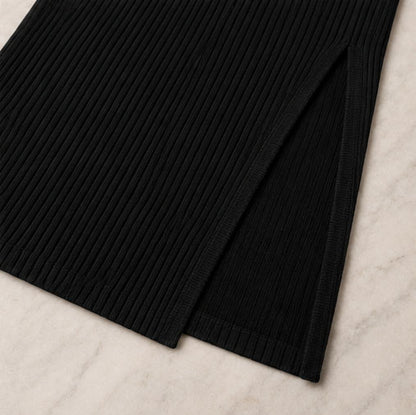 Elegantes Ribbed Midi Dress mit leichten Seitenschlitz