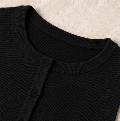 Geripptes Crop-Top mit Knopfleiste – Ärmelloses Damen-Basic