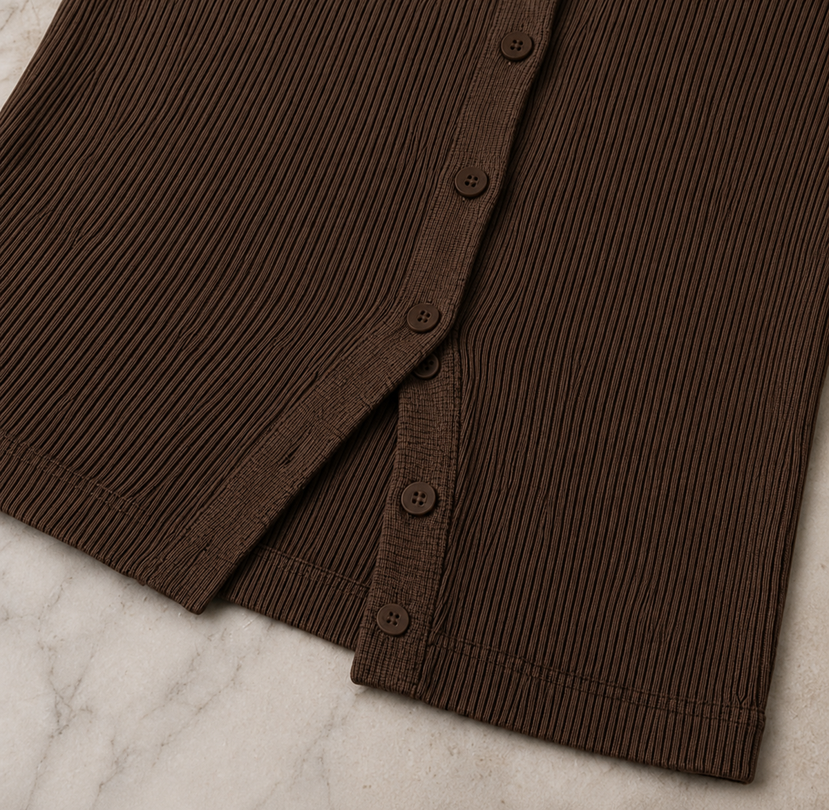 Geripptes Crop-Top mit Knopfleiste – Ärmelloses Damen-Basic