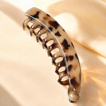 Matte Bananen-Haarspange – Eleganter Haarclip für Damen